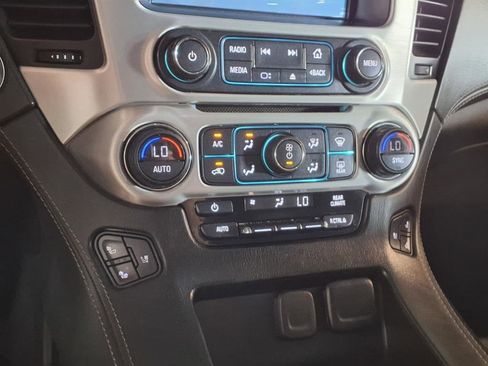 Used 2019 GMC Yukon XL SLT w/ Open Road Package image 27