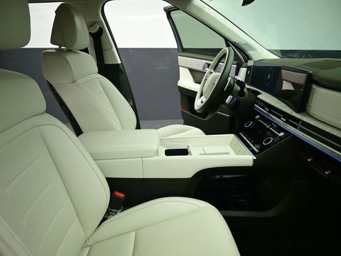 Used 2025 Hyundai Santa Fe Calligraphy image 59