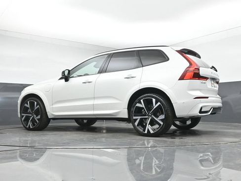 New 2026 Volvo XC60 T8 Ultra w/ Protection Package Premier AWD/4WD image 41
