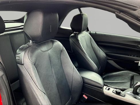 Used 2018 BMW M240i Convertible RWD image 28