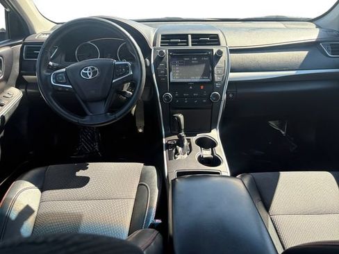 Used 2016 Toyota Camry SE w/ Protection Package (Q2) FWD image 13