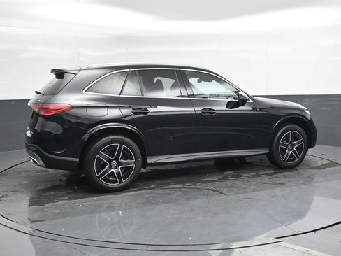 New 2026 Mercedes-Benz GLC 300 4MATIC image 2