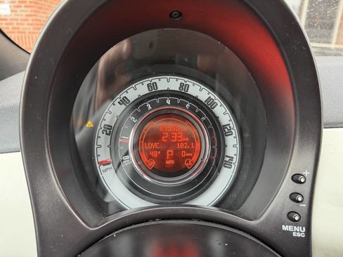 Used 2012 FIAT 500 Gucci image 27