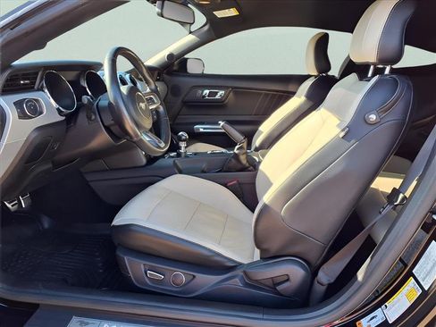 Used 2015 Ford Mustang GT Premium image 12