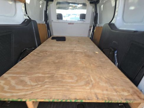Used 2015 Ford Transit Connect XLT image 13