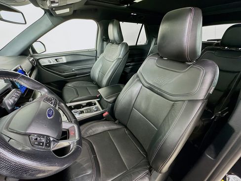 Used 2020 Ford Explorer ST w/ ST Street Pack image 28