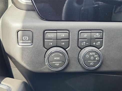 New 2026 Chevrolet Silverado 1500 RST AWD/4WD image 18