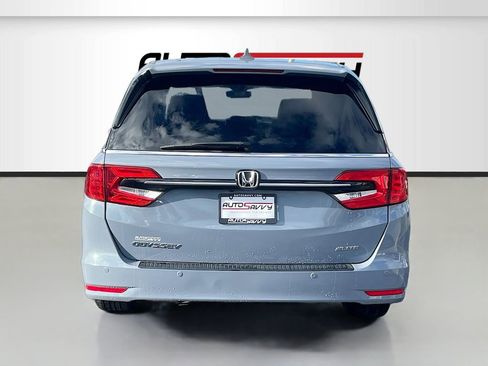 Used 2023 Honda Odyssey Elite image 6