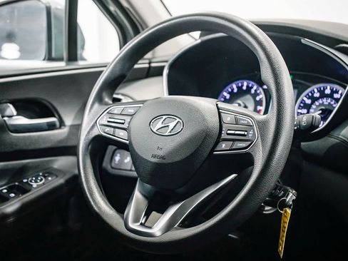 Used 2019 Hyundai Santa Fe SE image 14