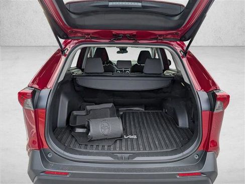 Used 2025 Toyota RAV4 XLE image 6