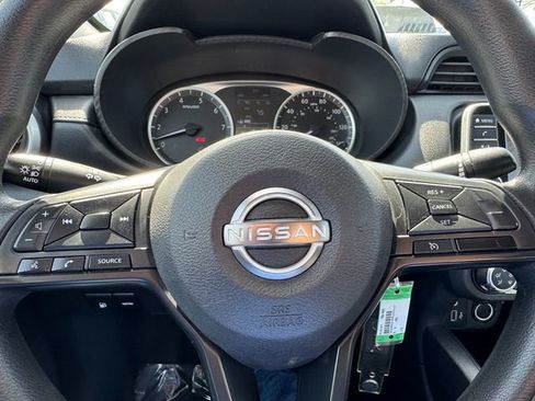Used 2023 Nissan Versa S w/ Trunk Package image 21