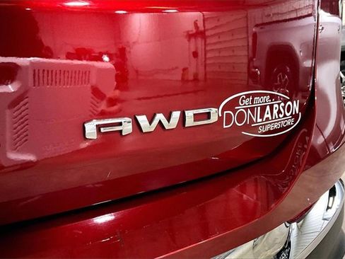 Used 2022 GMC Terrain SLT w/ LPO, Floor Liner Package image 25