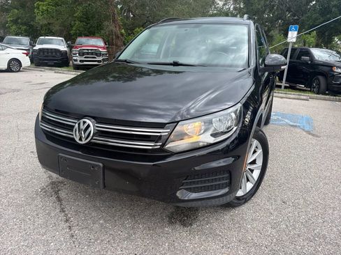 Used 2017 Volkswagen Tiguan S AWD/4WD image 3
