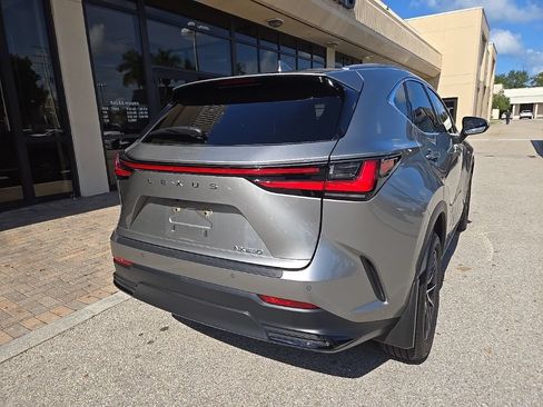 Certified 2025 Lexus NX 250 FWD w/ Premium Package image 8