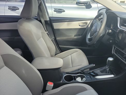 Used 2018 Toyota Corolla LE w/ LE Premium Package FWD image 10