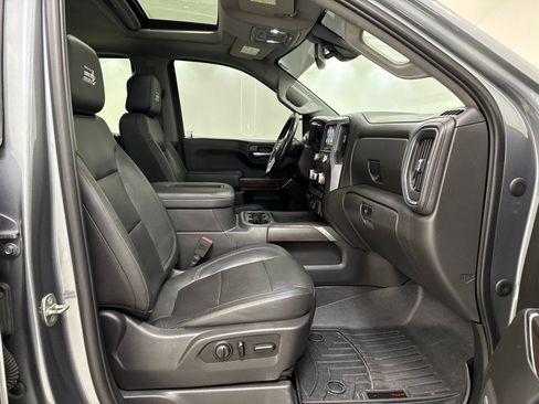 Used 2020 GMC Sierra 1500 SLT w/ SLT Premium Plus Package AWD/4WD image 33