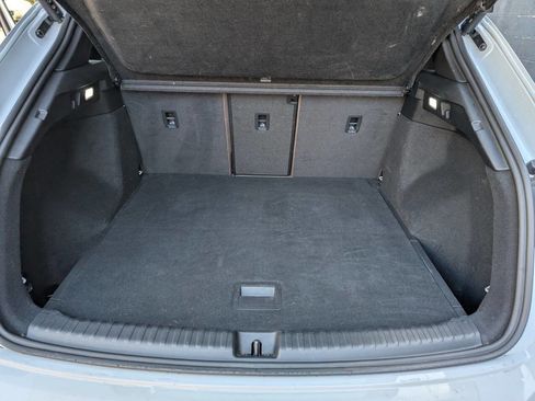Used 2023 Audi Q4 e-tron Premium Plus w/ Premium Plus image 17