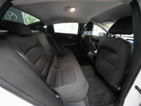 Used 2020 Chevrolet Malibu LS FWD image 24