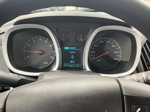 Used 2016 Chevrolet Equinox LS FWD image 6