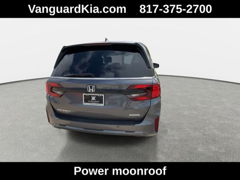 Used 2025 Honda Odyssey Touring image 8
