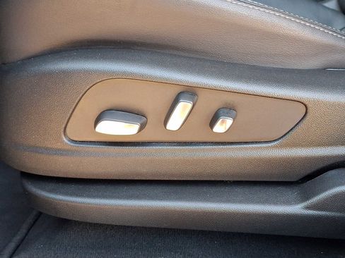 Certified 2025 Cadillac XT5 Premium Luxury image 18