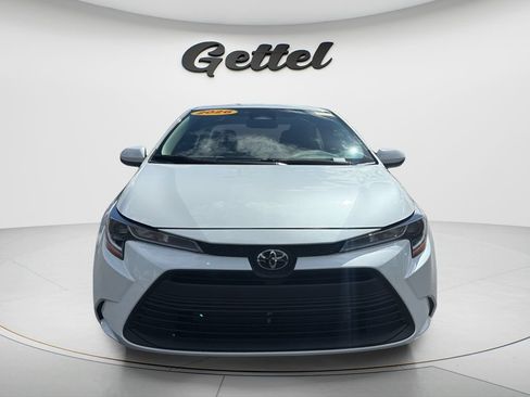 Used 2026 Toyota Corolla LE FWD image 2