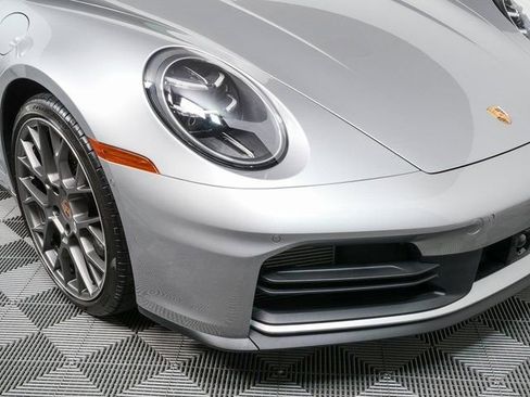 Certified 2025 Porsche 911 Carrera image 31