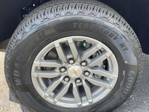 New 2026 Chevrolet Colorado LT image 7