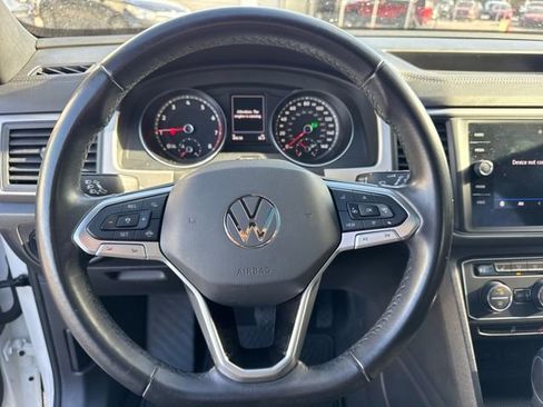 Used 2020 Volkswagen Atlas Cross Sport SE image 17
