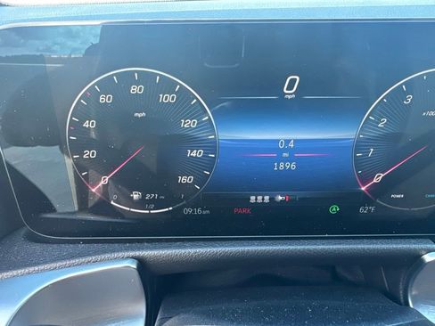 Used 2026 Mercedes-Benz GLB 250 image 10