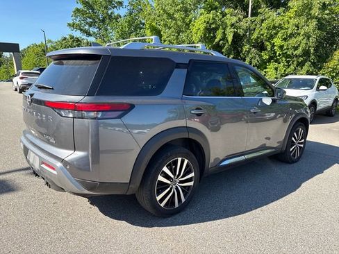 Certified 2023 Nissan Pathfinder Platinum AWD/4WD image 5