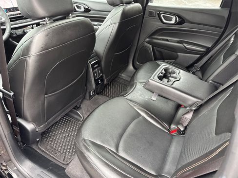 Used 2023 Jeep Compass Limited w/ Elite Group for (Red) Edition image 20