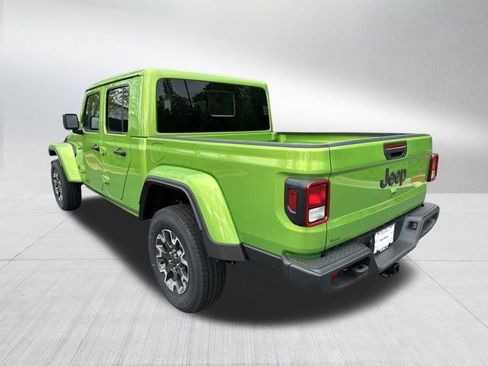 New 2025 Jeep Gladiator Sport w/ Premium Package image 7