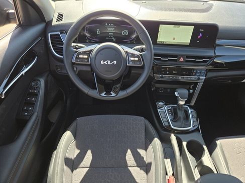 New 2026 Kia Seltos S image 8