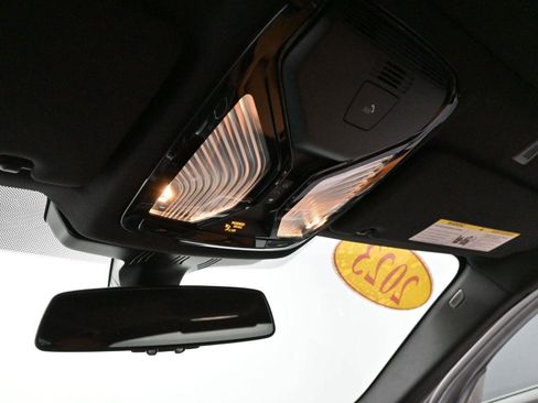 Used 2023 BMW 540i w/ M Sport Package image 28