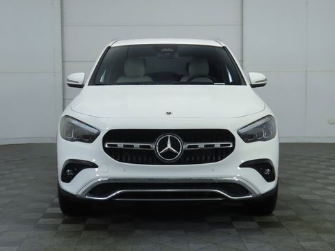 Certified 2025 Mercedes-Benz GLA 250 image 2