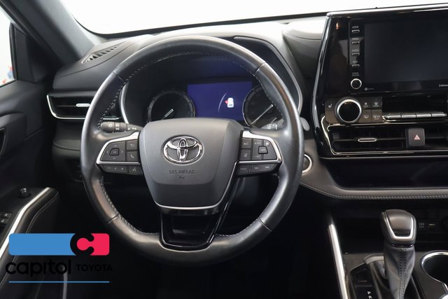 Certified 2021 Toyota Highlander XSE AWD/4WD image 16