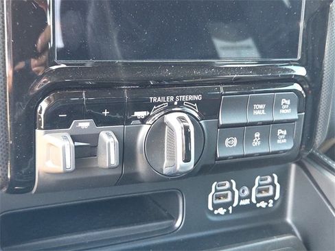 Used 2024 RAM 2500 Limited image 22