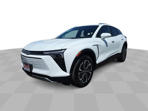 Used 2025 Chevrolet Blazer EV LT AWD/4WD image 1