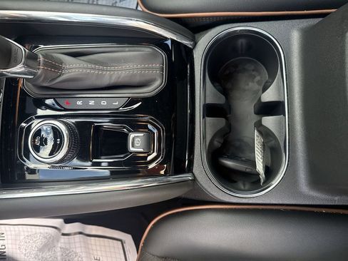 Used 2024 GMC Canyon AT4 w/ AT4 Premium Package image 33