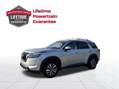 Certified 2025 Nissan Pathfinder SL