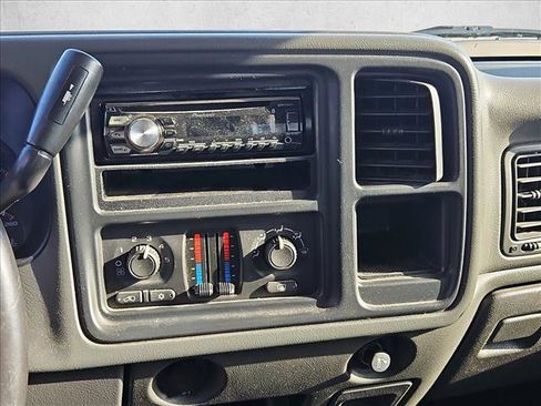 Used 2005 Chevrolet Silverado 1500 LS w/ Light Duty Power Package image 11