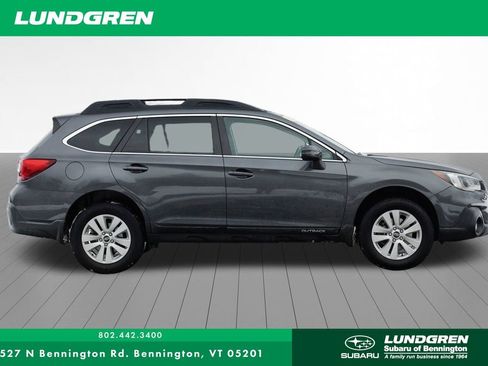 Used 2018 Subaru Outback 2.5i Premium image 2