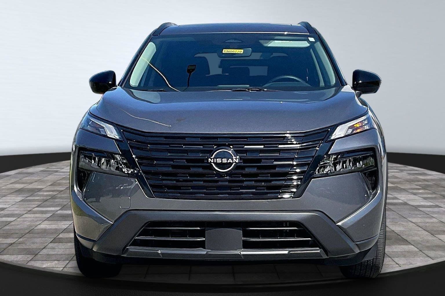 Certified 2026 Nissan Rogue Dark Armor FWD image 2