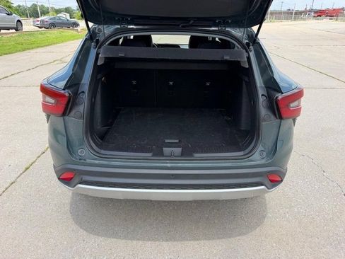 Used 2025 Chevrolet Trax LT w/ Driver Confidence Package FWD image 5