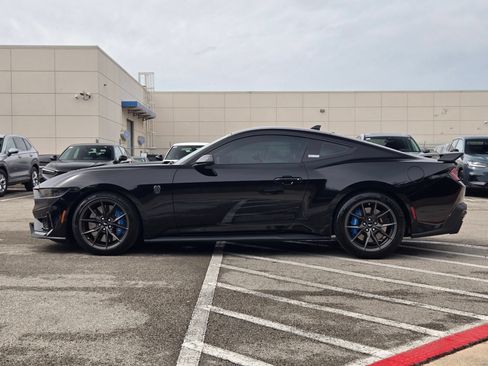 Used 2024 Ford Mustang Dark Horse RWD image 6