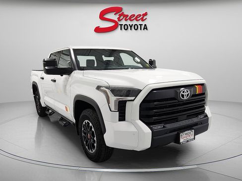 New 2026 Toyota Tundra SR5 AWD/4WD image 5
