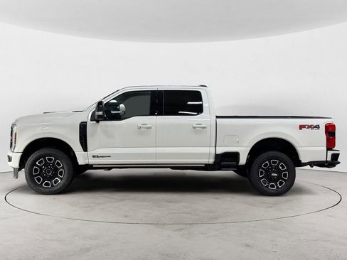 New 2026 Ford F250 Platinum w/ FX4 Off-Road Package image 2