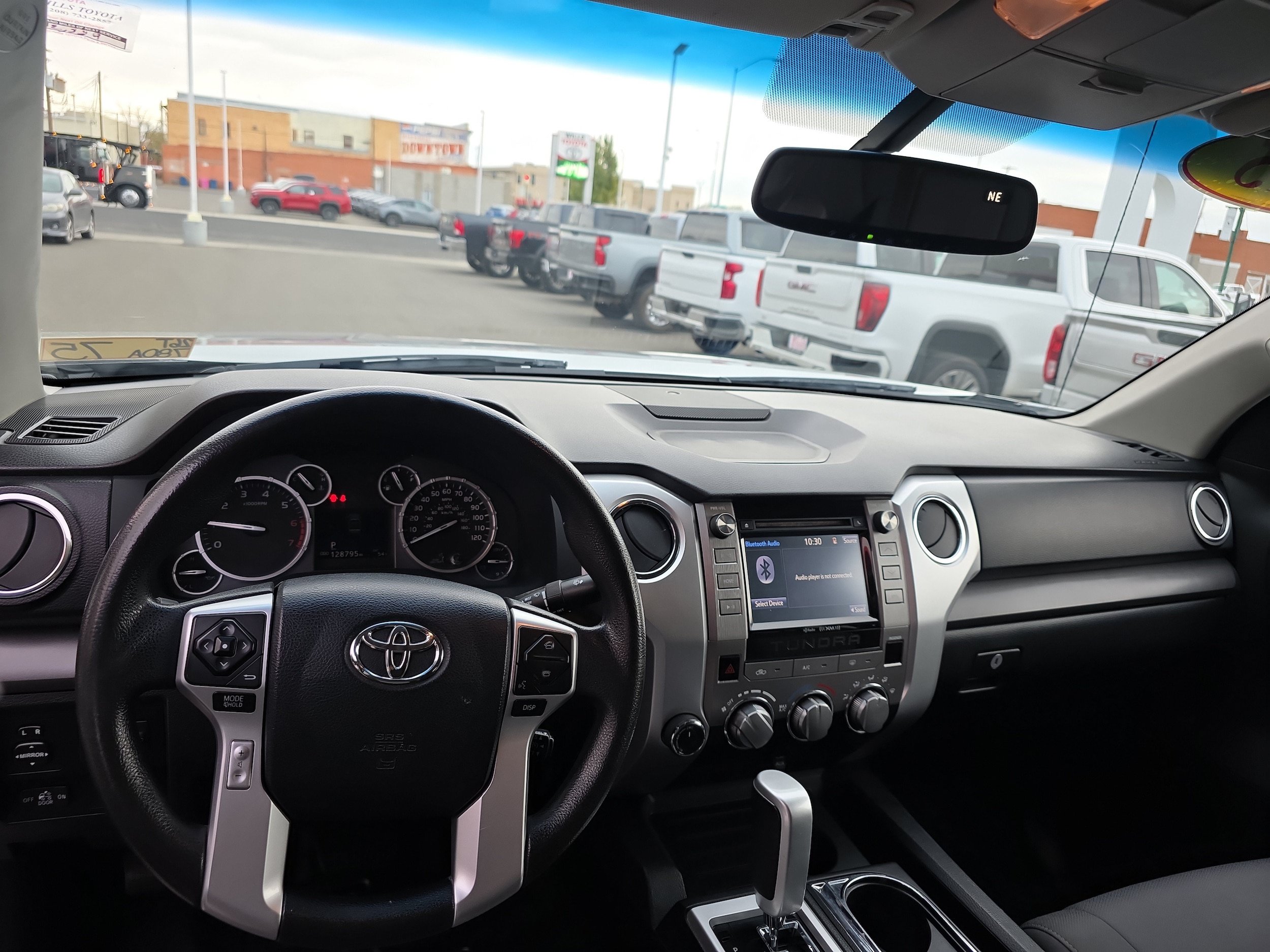 Used 2015 Toyota Tundra SR5 w/ TRD Off Road Package AWD/4WD image 3