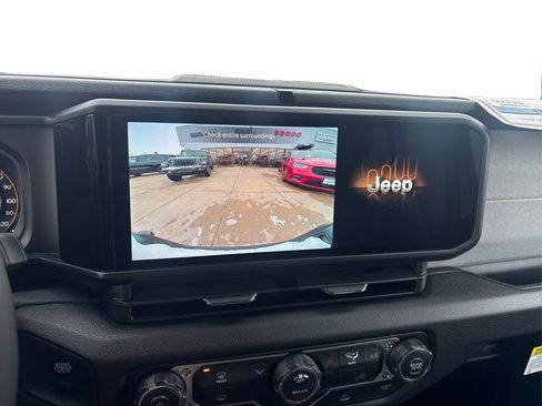 New 2026 Jeep Gladiator Sport image 23